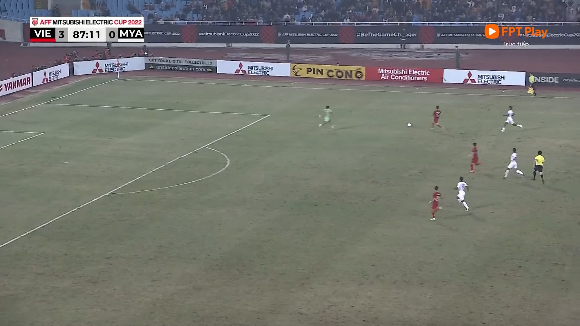 Trực tiếp Việt Nam 3-0 Myanmar: Hoàn toàn vượt trội 238941