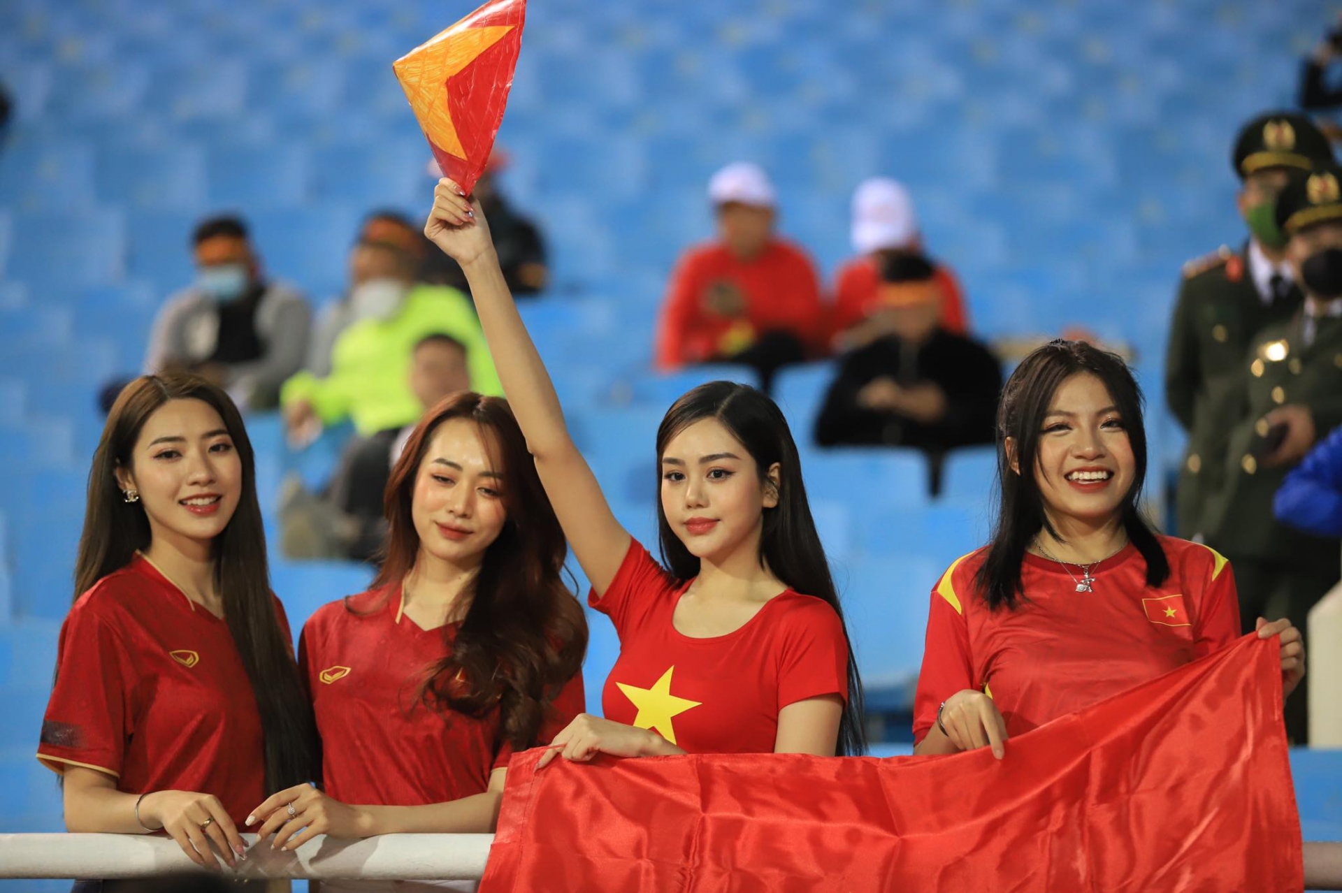 Trực tiếp Việt Nam vs Myanmar: Quang Hải đá chính 238855