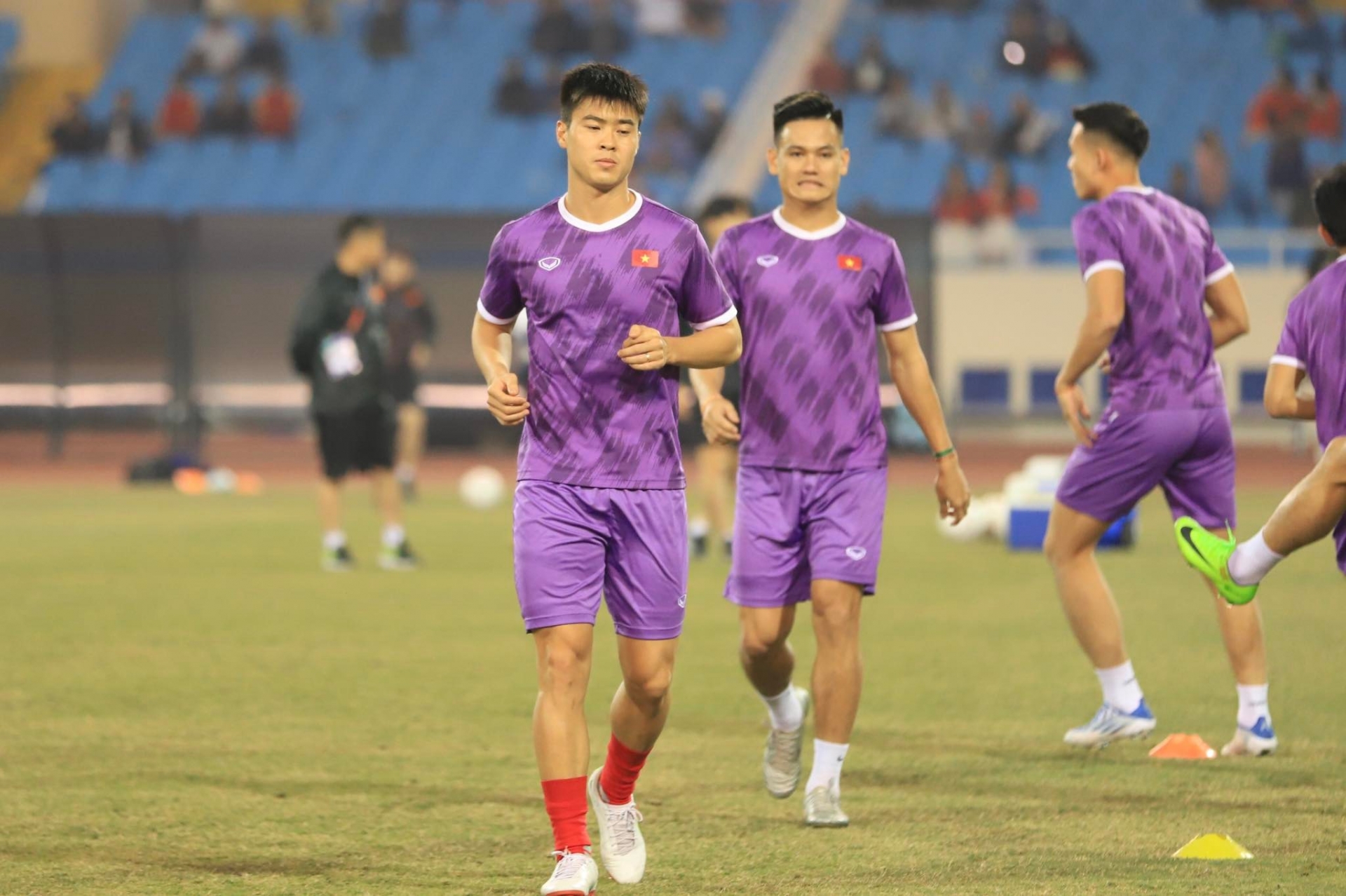 Trực tiếp Việt Nam vs Myanmar: Quang Hải đá chính 238863