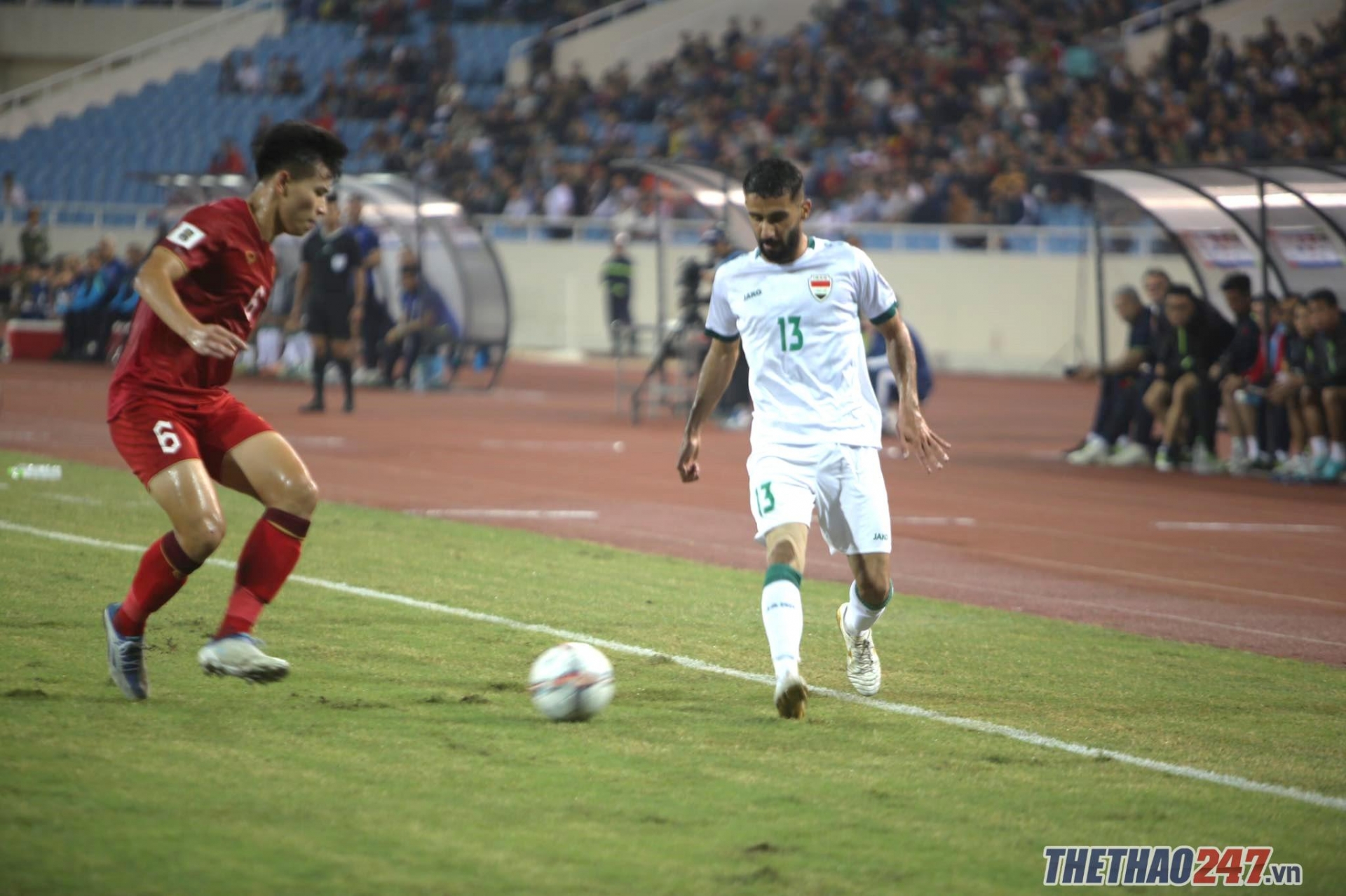 Trực tiếp Việt Nam 0-0 Iraq: Đội khách áp đảo 360108