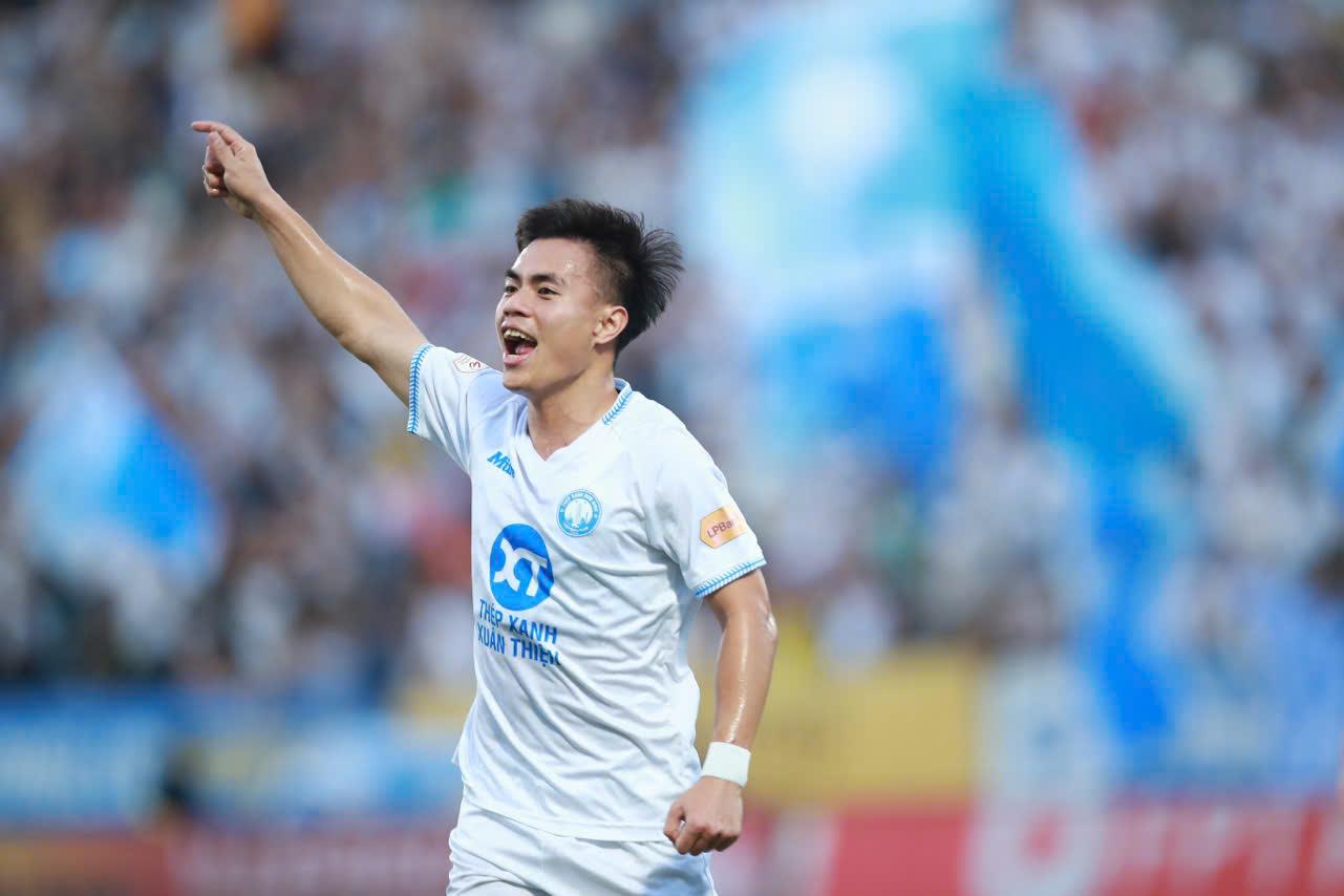 Trực tiếp Nam Định 2-0 Thanh Hóa: Chủ nhà thăng hoa