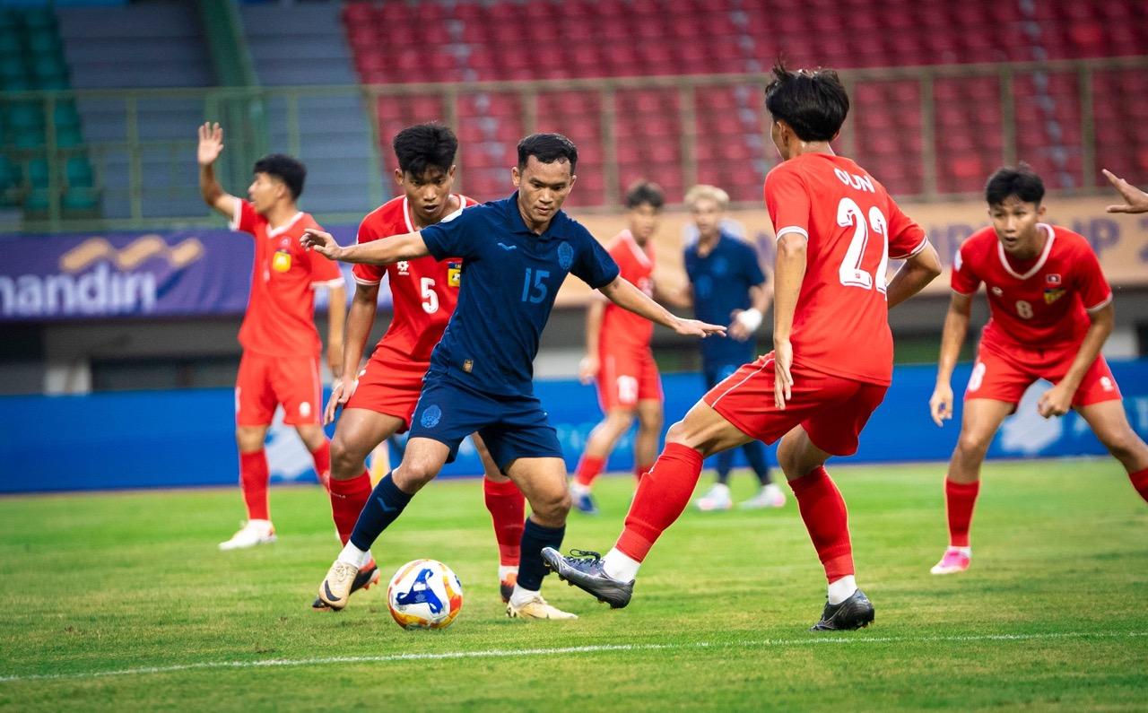 Bị Lào cầm hòa, U23 Campuchia phải quyết đấu với U23 Việt Nam