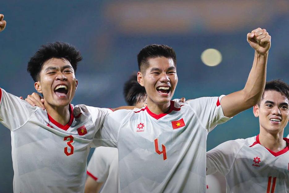 AFF vinh danh 1 cầu thủ U23 Việt Nam sau trận thắng Lào