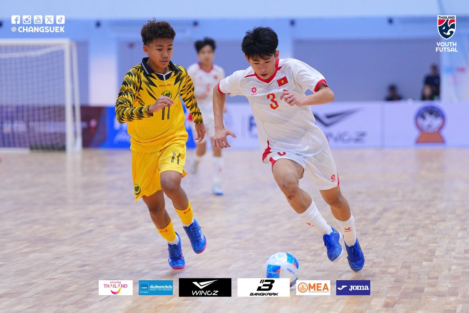 Thắng 5-3 Brunei, Việt Nam vẫn lỡ hẹn chung kết giải AFF