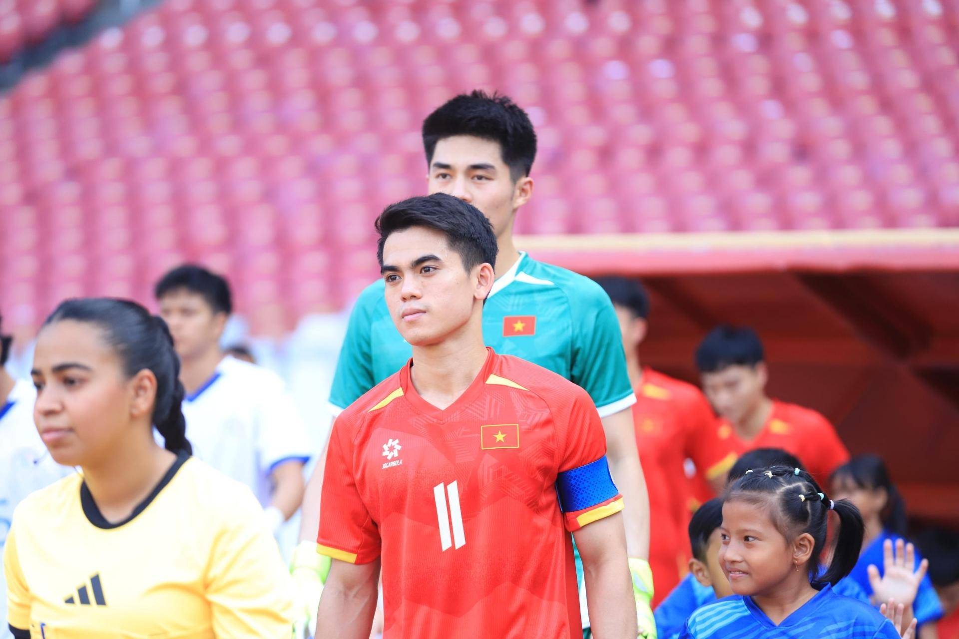 Chưa đá phút nào, đội trưởng U23 Việt Nam đã đi vào lịch sử