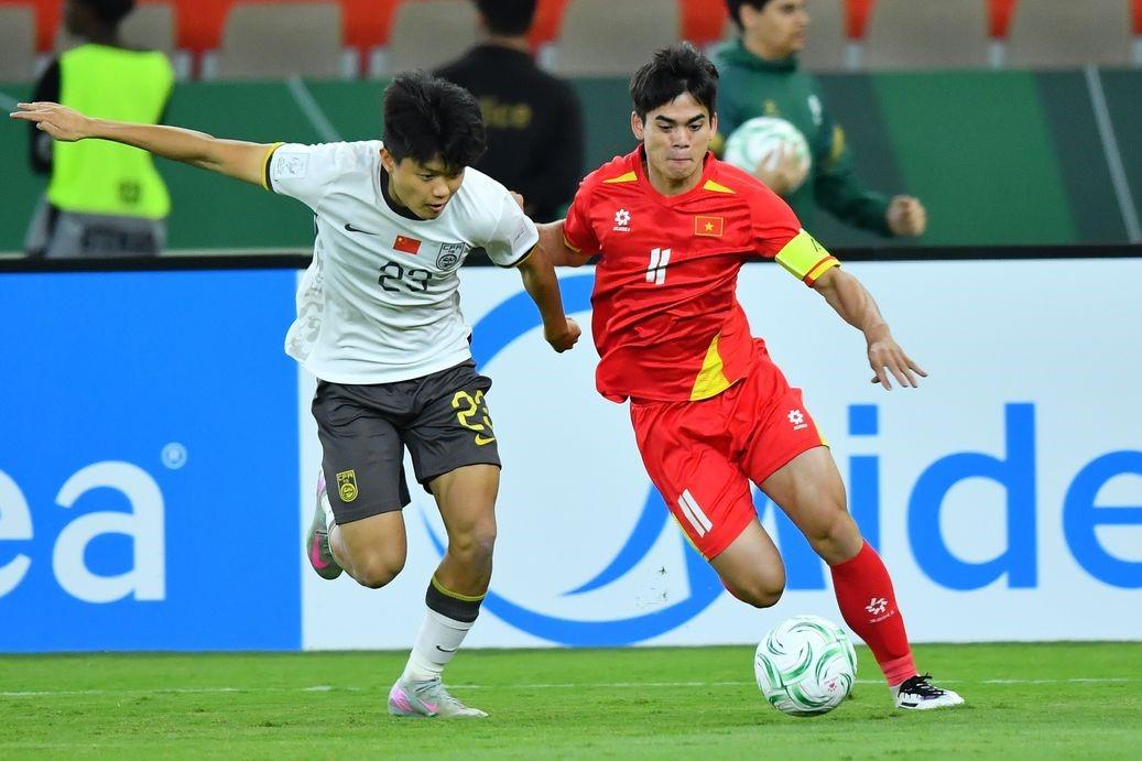 Trực tiếp U23 Việt Nam 0-0 U23 Trung Quốc: Tổn thất lớn