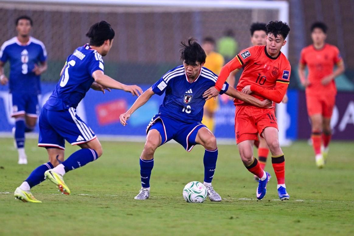Trực tiếp U23 Trung Quốc 0-2 U23 Nhật Bản: Vượt trội