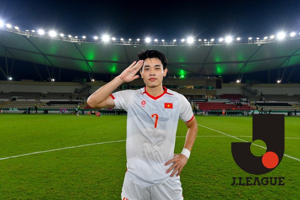 NÓNG: Đình Bắc liên tục được mời gọi sang Nhật Bản thi đấu