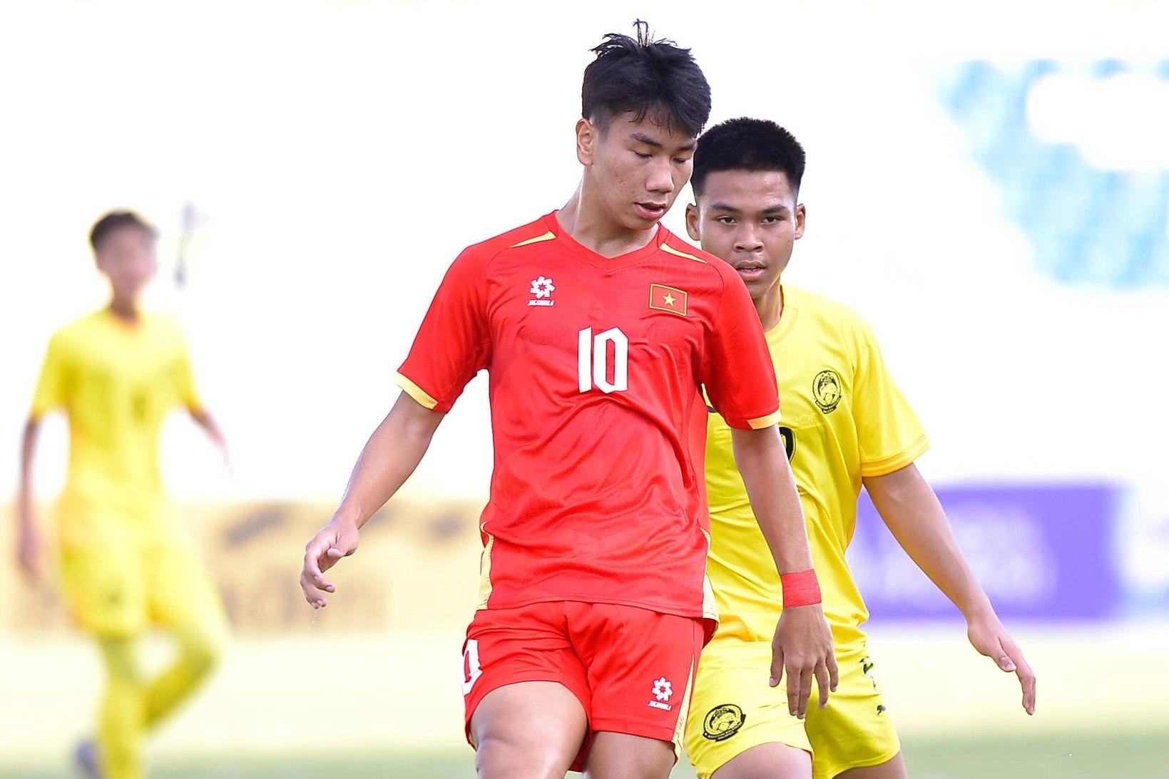 Trực tiếp bóng đá U17 Việt Nam 3-0 U17 Malaysia: Tấn công mãn nhãn