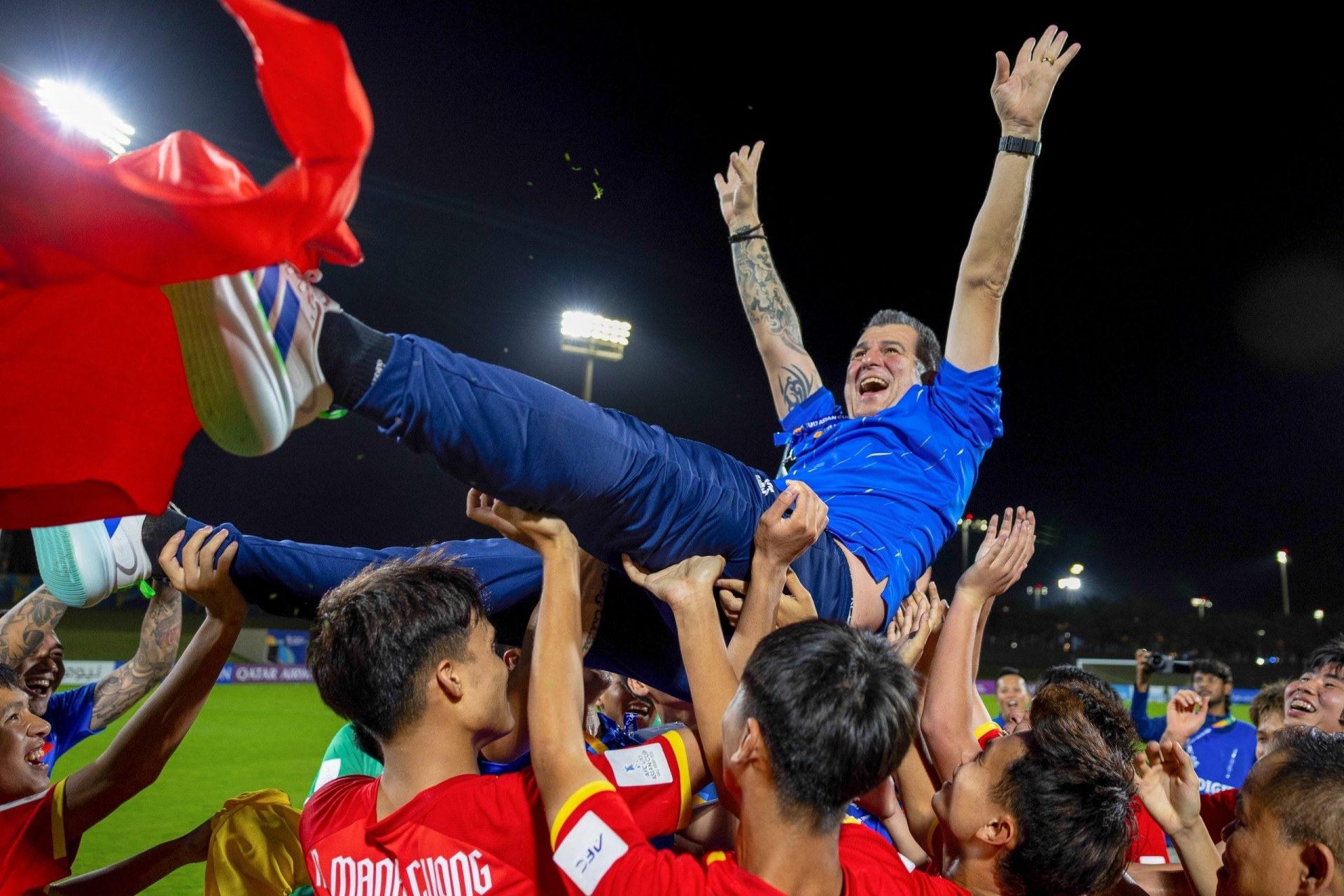 Đưa U17 Việt Nam dự World Cup, HLV Brazil lập tức đi vào lịch sử