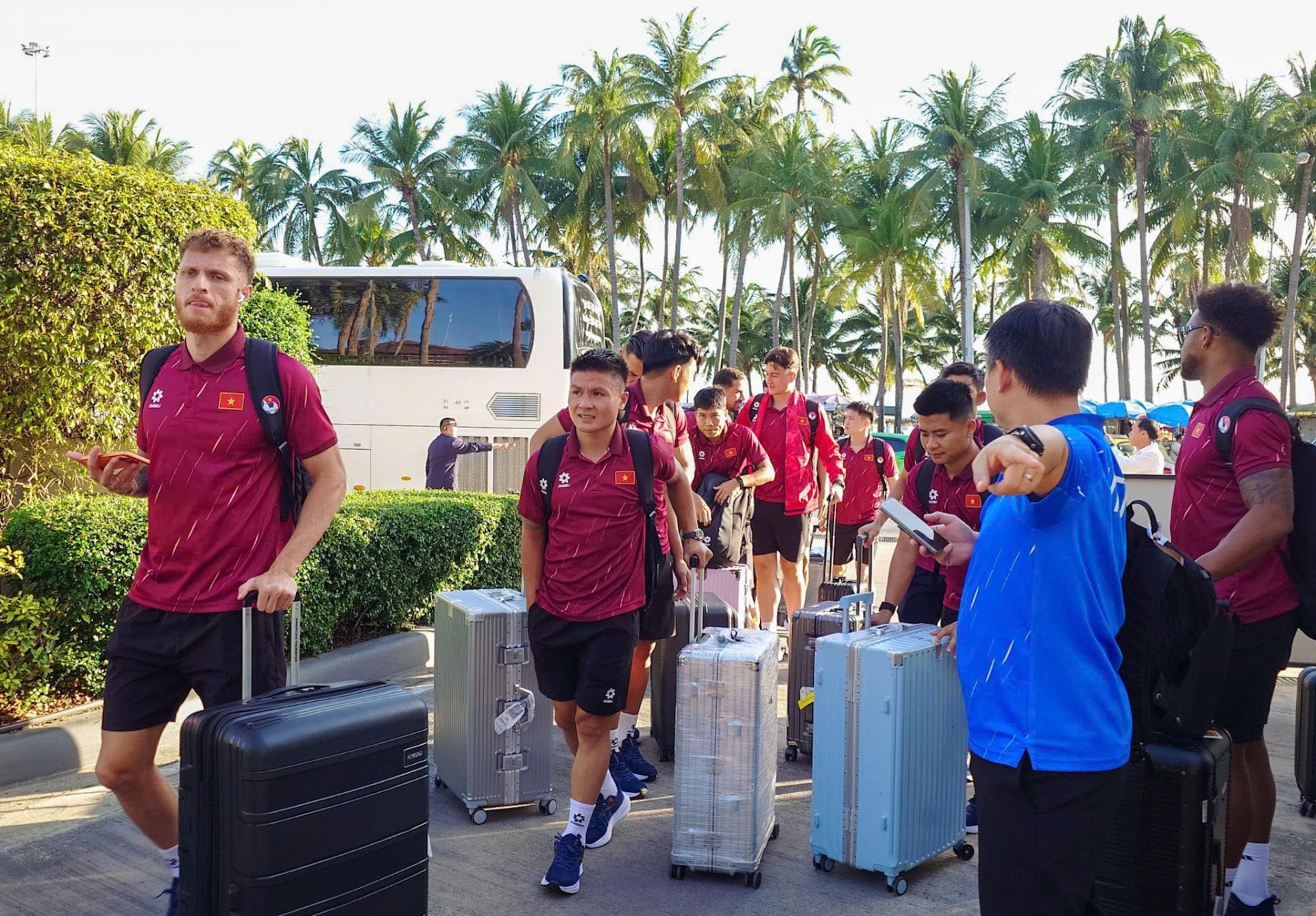 ĐT Việt Nam đã tới Thái Lan để chuẩn bị đá AFF Cup 2026