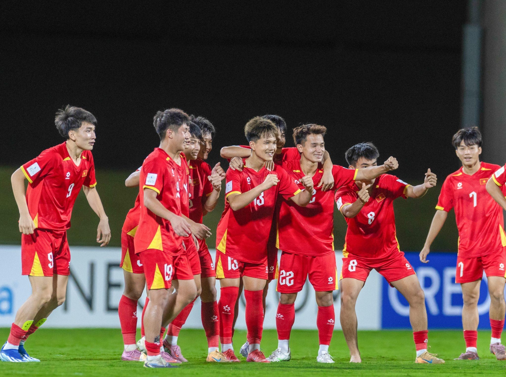 CHÍNH THỨC: Giành vé đi World Cup, tuyển Việt Nam không đá VL châu Á