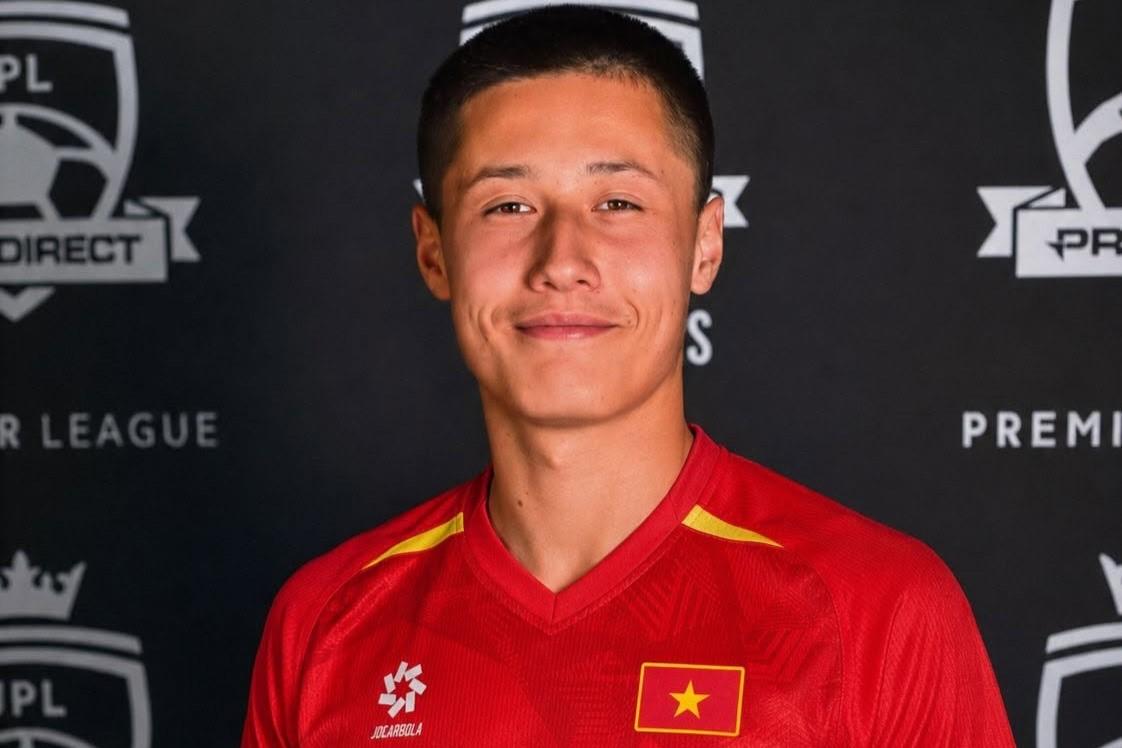NÓNG: Dự World Cup, U17 Việt Nam sắp nhập tịch siêu tiền đạo 1m90