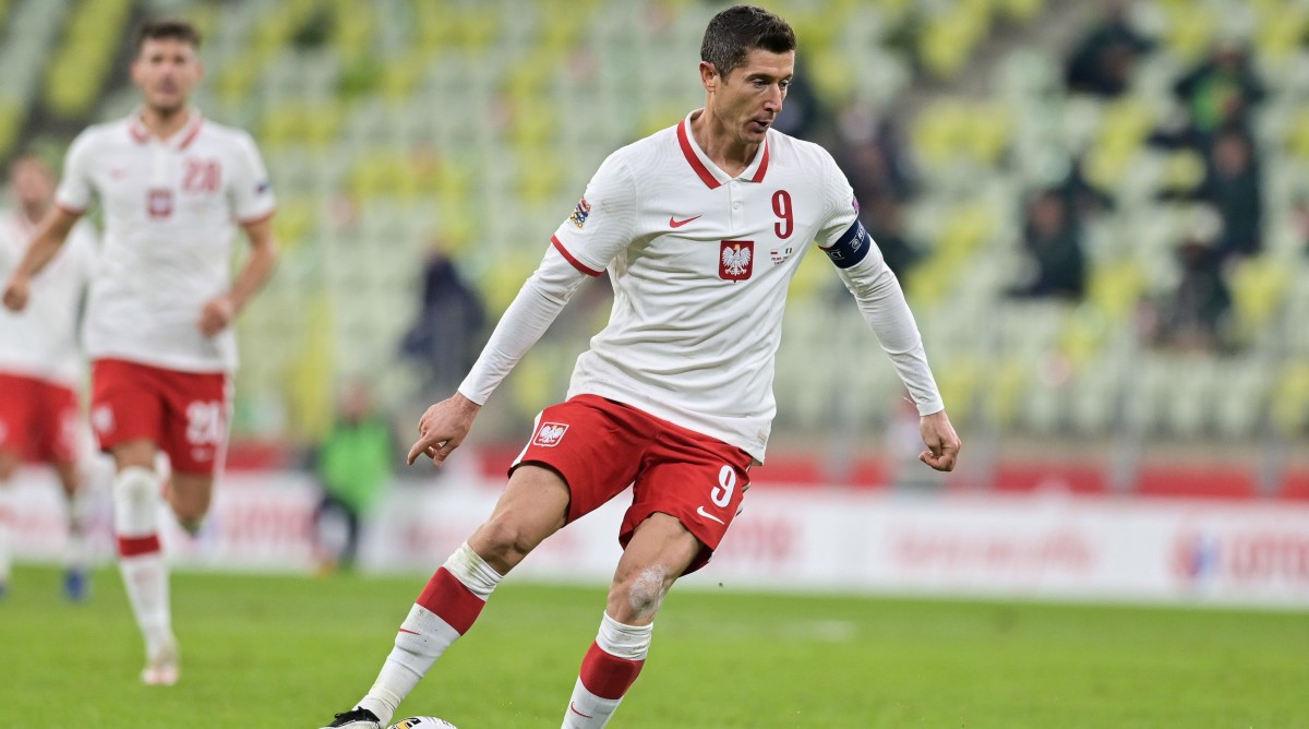 lewandowski-poland-1679589217.jpg