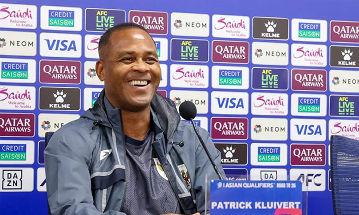 HLV Kluivert: 'Indonesia làm hết khả năng để thắng Nhật Bản'