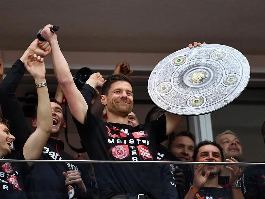 Xabi Alonso – Từ một tiền vệ trở thành HLV tài năng tại Bundesliga 445324