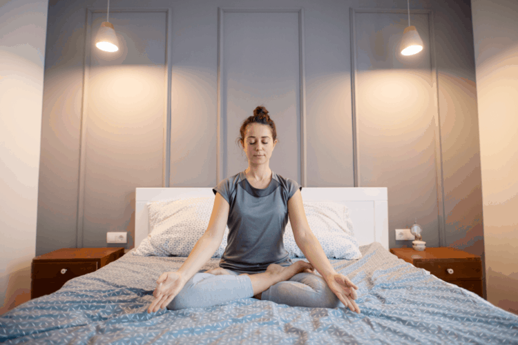 Có bao nhiêu tư thế yoga giảm cân trước khi đi ngủ được khuyến nghị?
