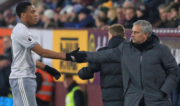 Martial có phát biểu bất ngờ nhắm đến thầy cũ Mourinho: 'Còn đâu tình nghĩa thầy trò' 185249