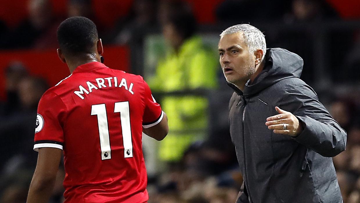 Martial có phát biểu bất ngờ nhắm đến thầy cũ Mourinho: 'Còn đâu tình nghĩa thầy trò' 185251