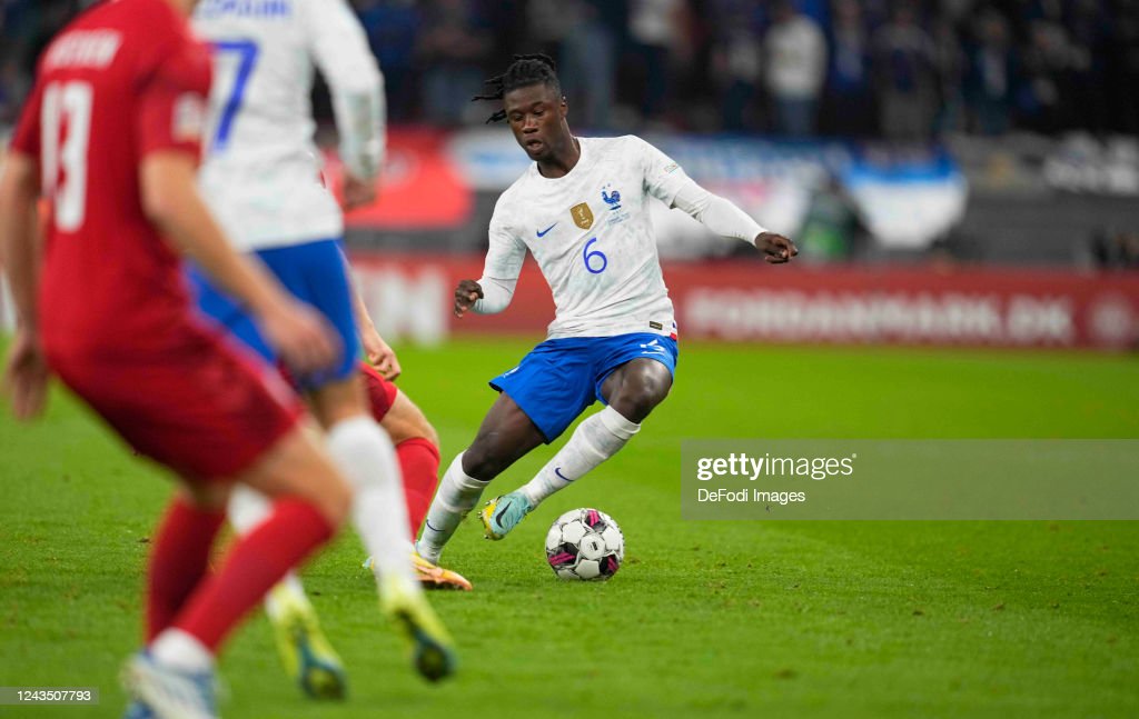 Didier Deschamps bất ngờ công khai chỉ trích 1 ngôi sao tại ĐT Pháp 193511