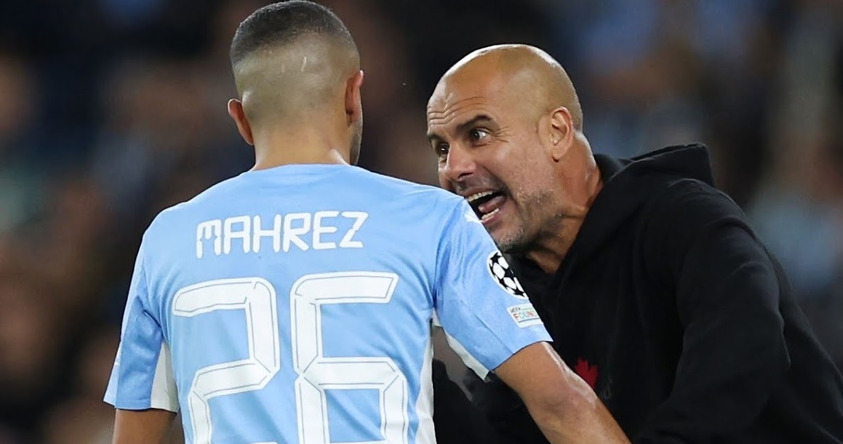 Pep Guardiola 'cạn lời' với Riyad Mahrez sau khi sút hỏng penalty  208949