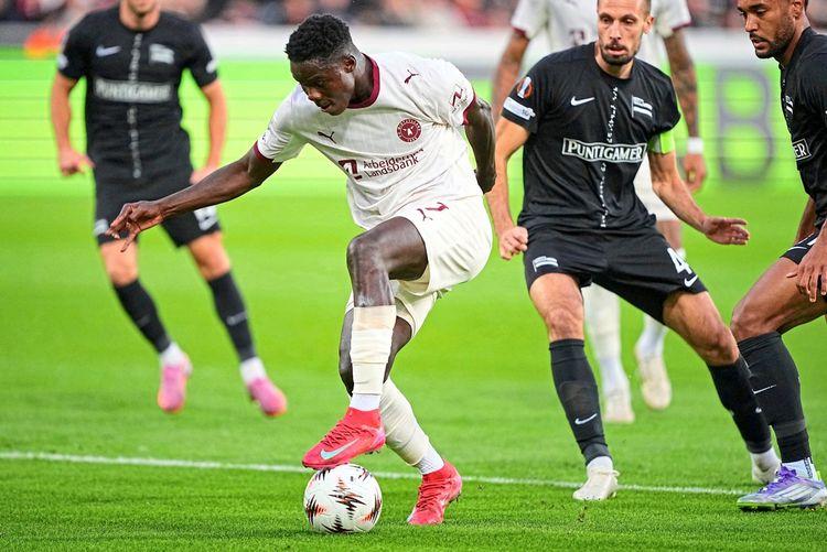 Www tojikcha seks Bobo va buvi jinsiy aloqa