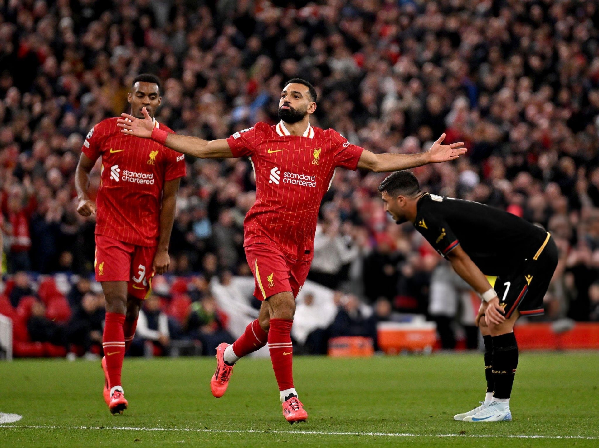 Salah thăng hoa, Liverpool thị uy sức mạnh tại Cúp C1