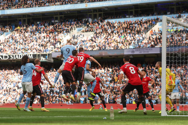 Trực tiếp Man City 3-0 MU: Haaland hoàn tất cú đúp 196213