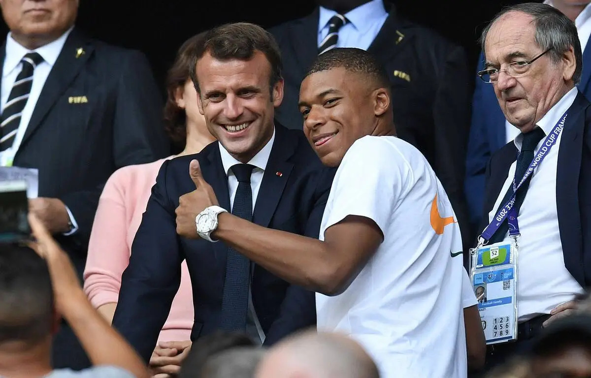 Mbappe quậy phá đến mấy vẫn là 'bảo vật quốc gia' của Pháp 206336