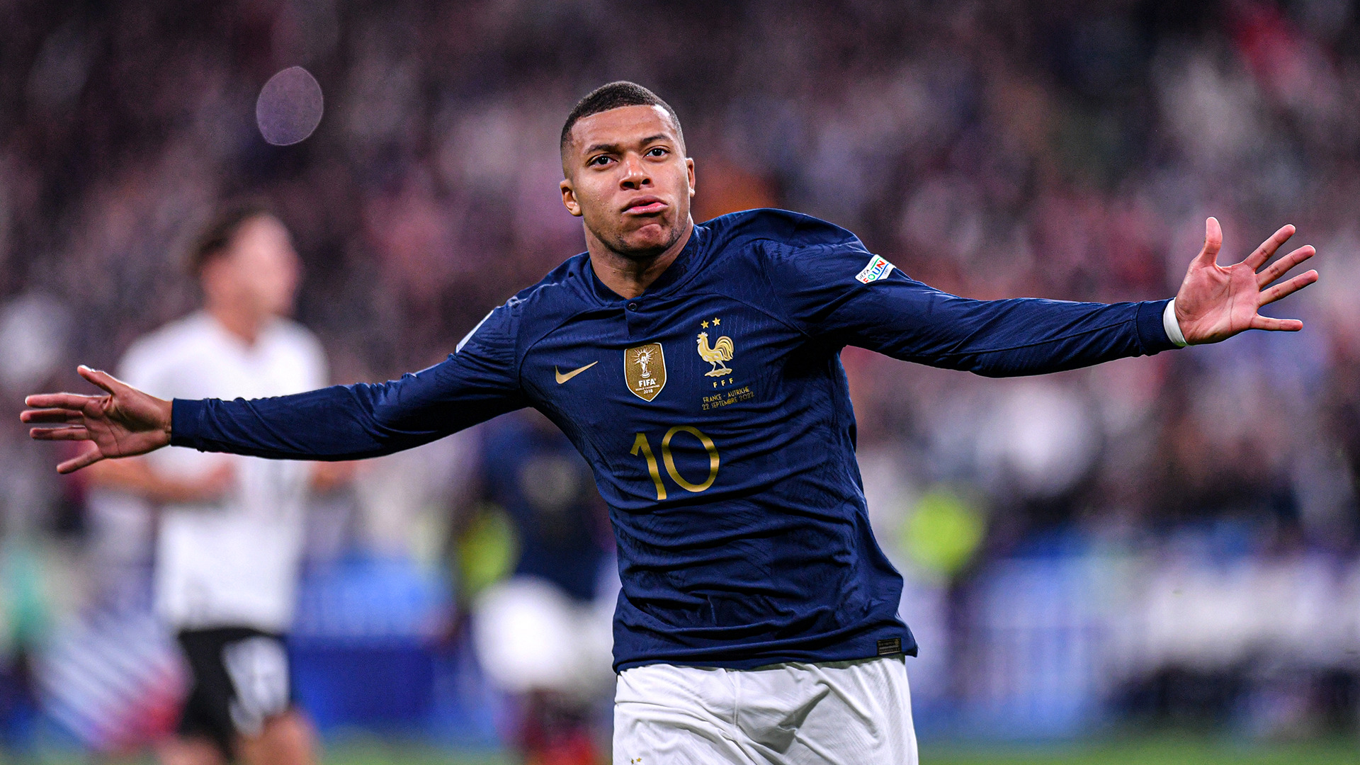 Mbappe từng muốn bỏ World Cup 2022 vì bị gọi là khỉ 216699