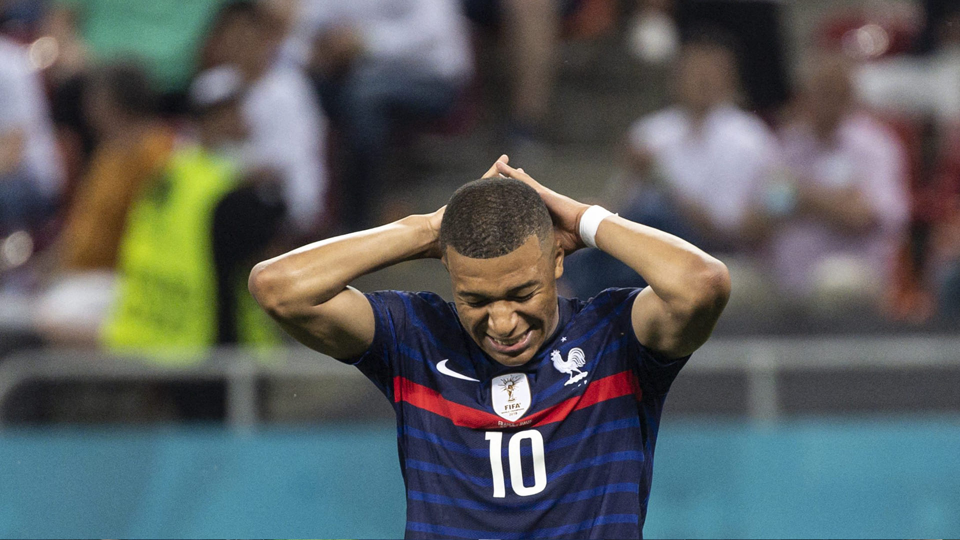 Mbappe từng muốn bỏ World Cup 2022 vì bị gọi là khỉ 216700