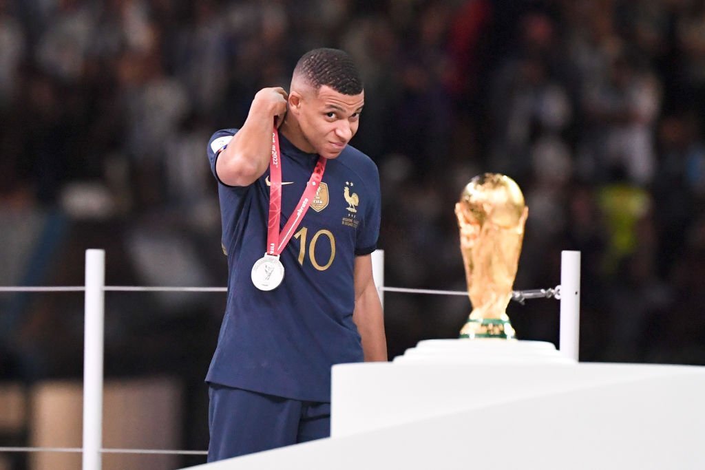 Mbappe lần đầu lên tiếng về Messi sau chung kết World Cup 237291