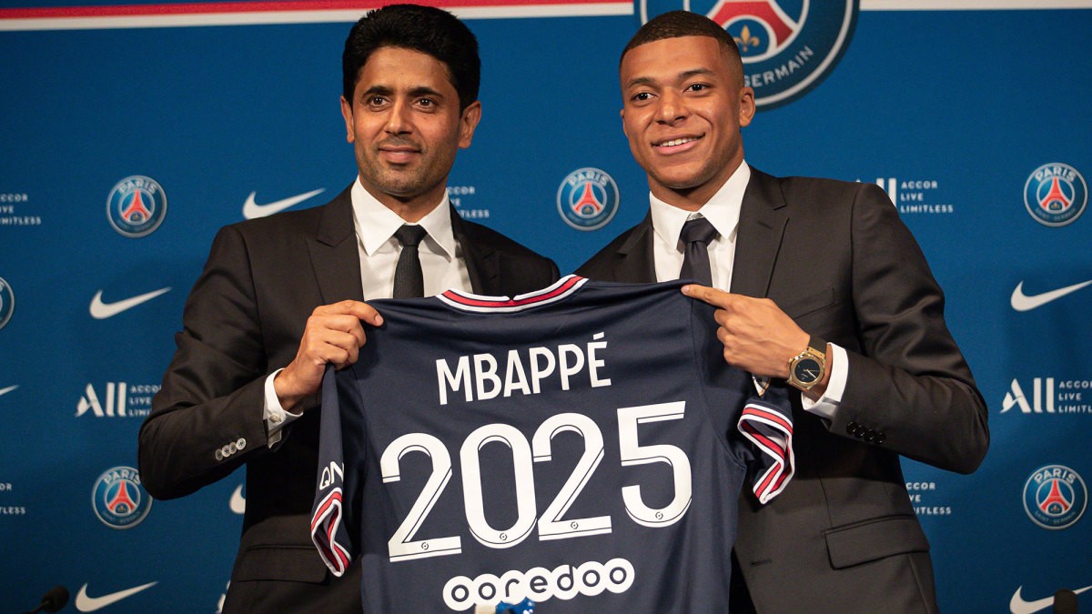 kylian-mbappe-2025-psg-contract-1677559878.jpeg