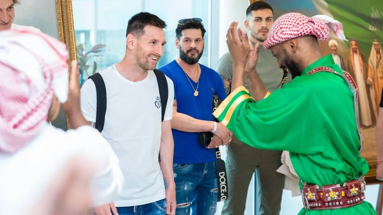 lionel-messi-in-jeddah-1678524787.jpg