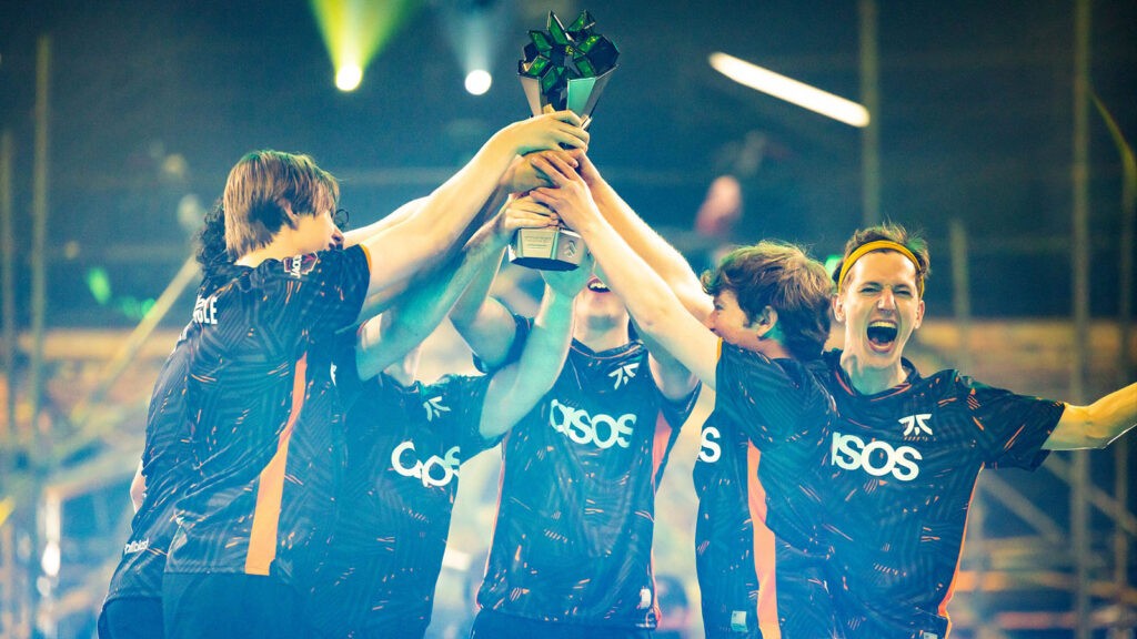 valorant-fnatic-vctlockin-champions-1-1024x576-1-1678076015-113946