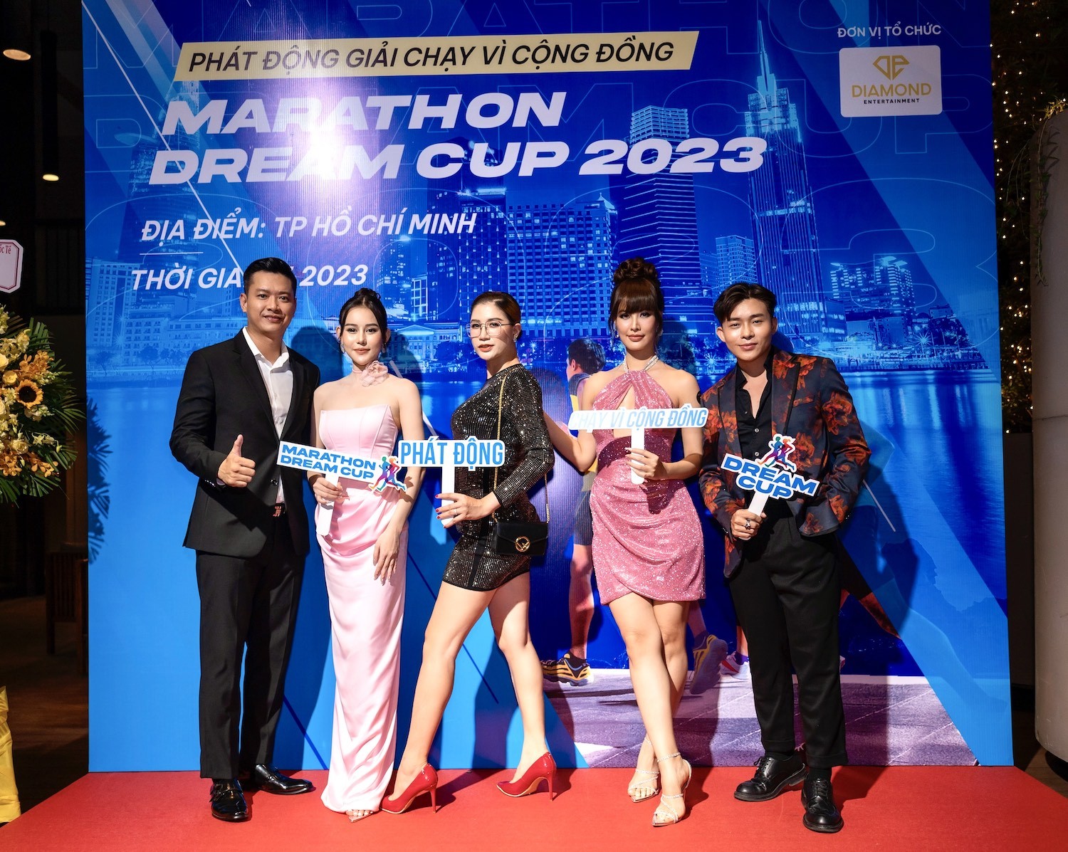 7-a-hoang-trang-suc-cao-thuy-trang-nguoi-mau-trang-tran-a-hau-thanh-hoai-stylist-dat-tran-1687572260.jpeg