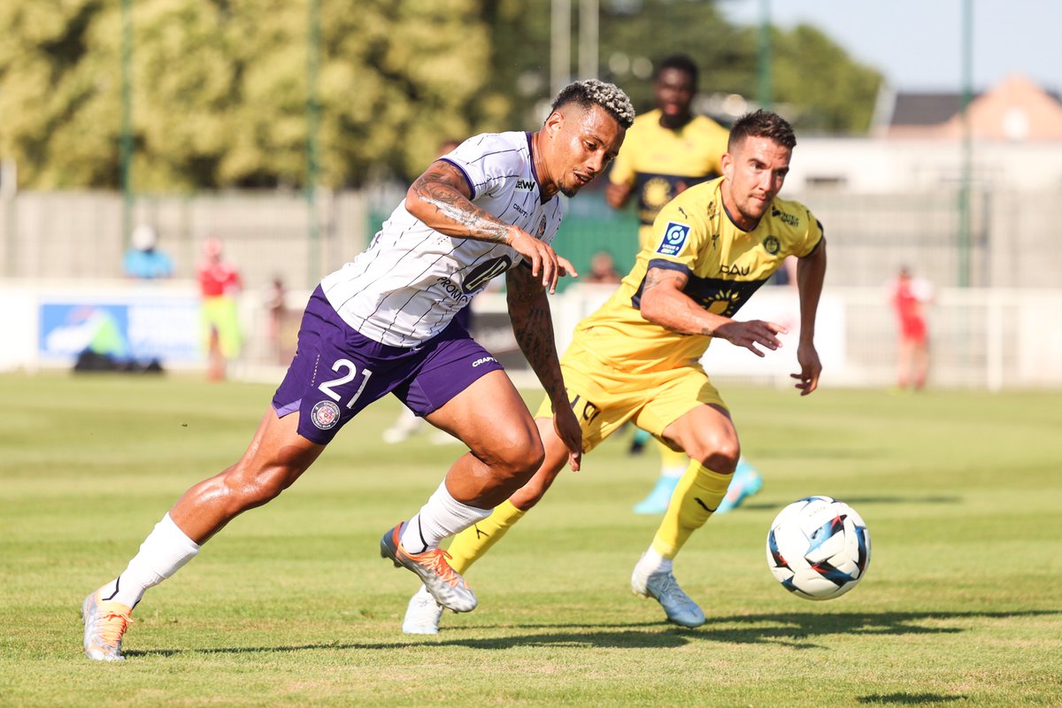 Trực tiếp Pau FC 0-1 Toulouse: Quang Hải vào sân! 157293