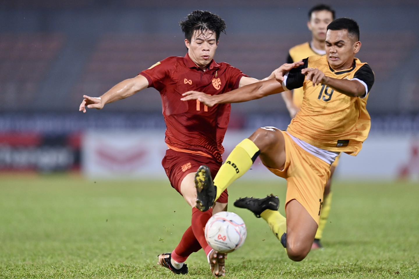 Trực tiếp Thái Lan 2-0 Brunei: Huyền thoại Dangda liên tục bỏ lỡ cơ hội 234239