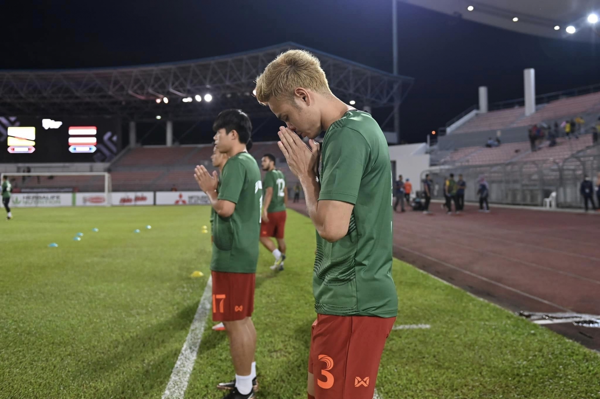 Trực tiếp Thái Lan vs Brunei: Theerathon đá chính! 234205