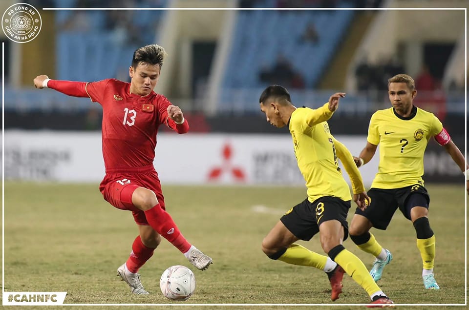 Tân binh V-League nổ 2 'bom tấn' sau ngày ĐT Việt Nam về nhì tại AFF Cup 242723