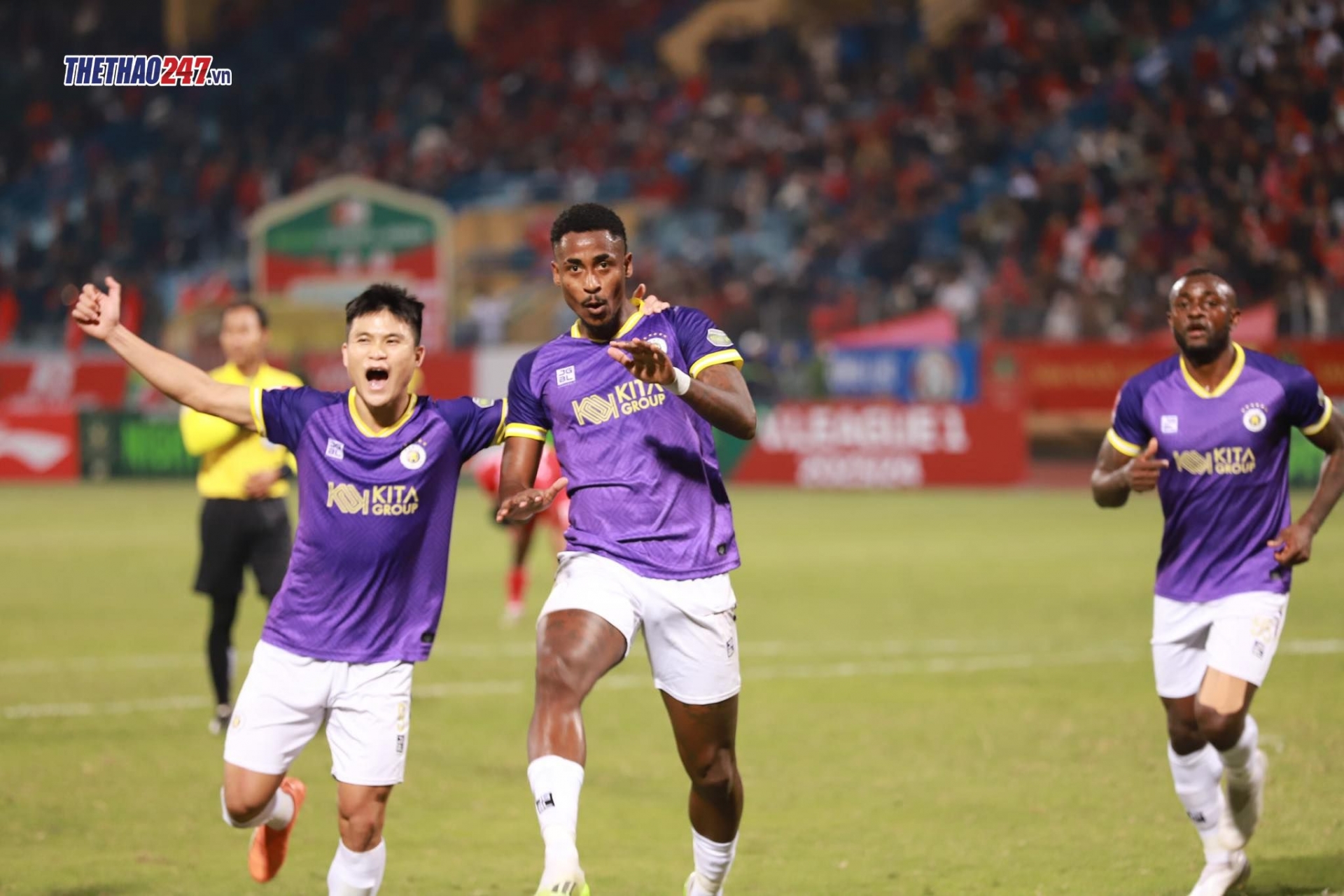 Trực tiếp Viettel 0-2 Hà Nội: Nhân đôi cách biệt 374677