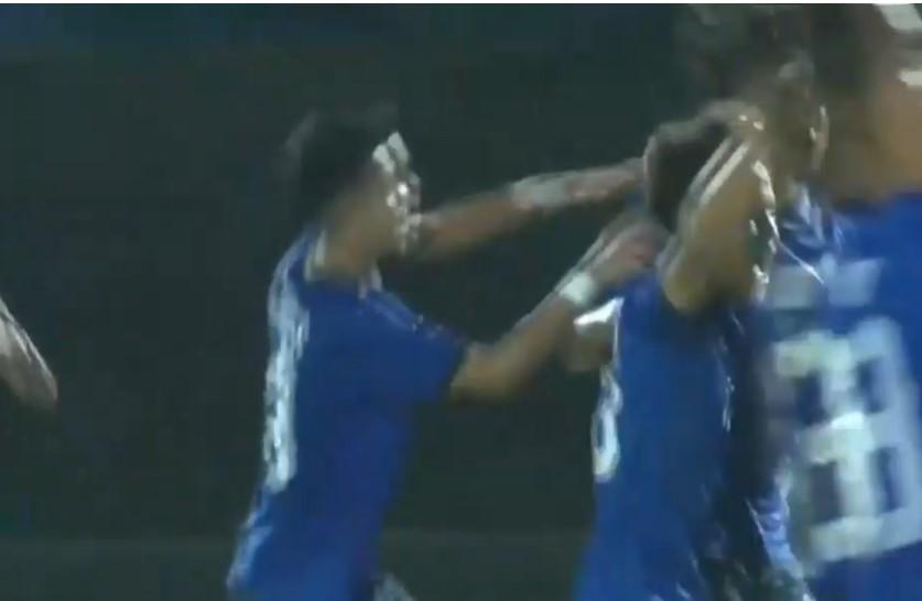 Trực tiếp U16 Myanmar 1-0 U16 Campuchia: Nỗ lực ghi bàn 485681