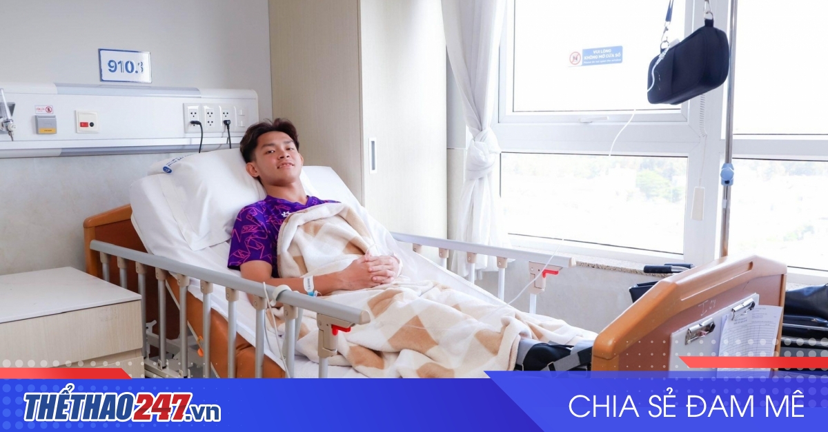 Tiền đạo ĐT Việt Nam trải lòng sau ca phẫu thuật chấn thương