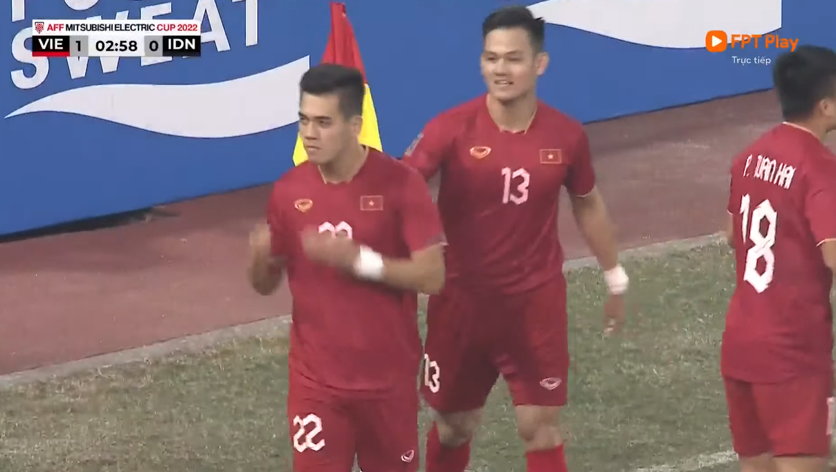 Trực tiếp Việt Nam 1-0 Indonesia: Tiến Linh mở tỉ số!!!!!! 240668