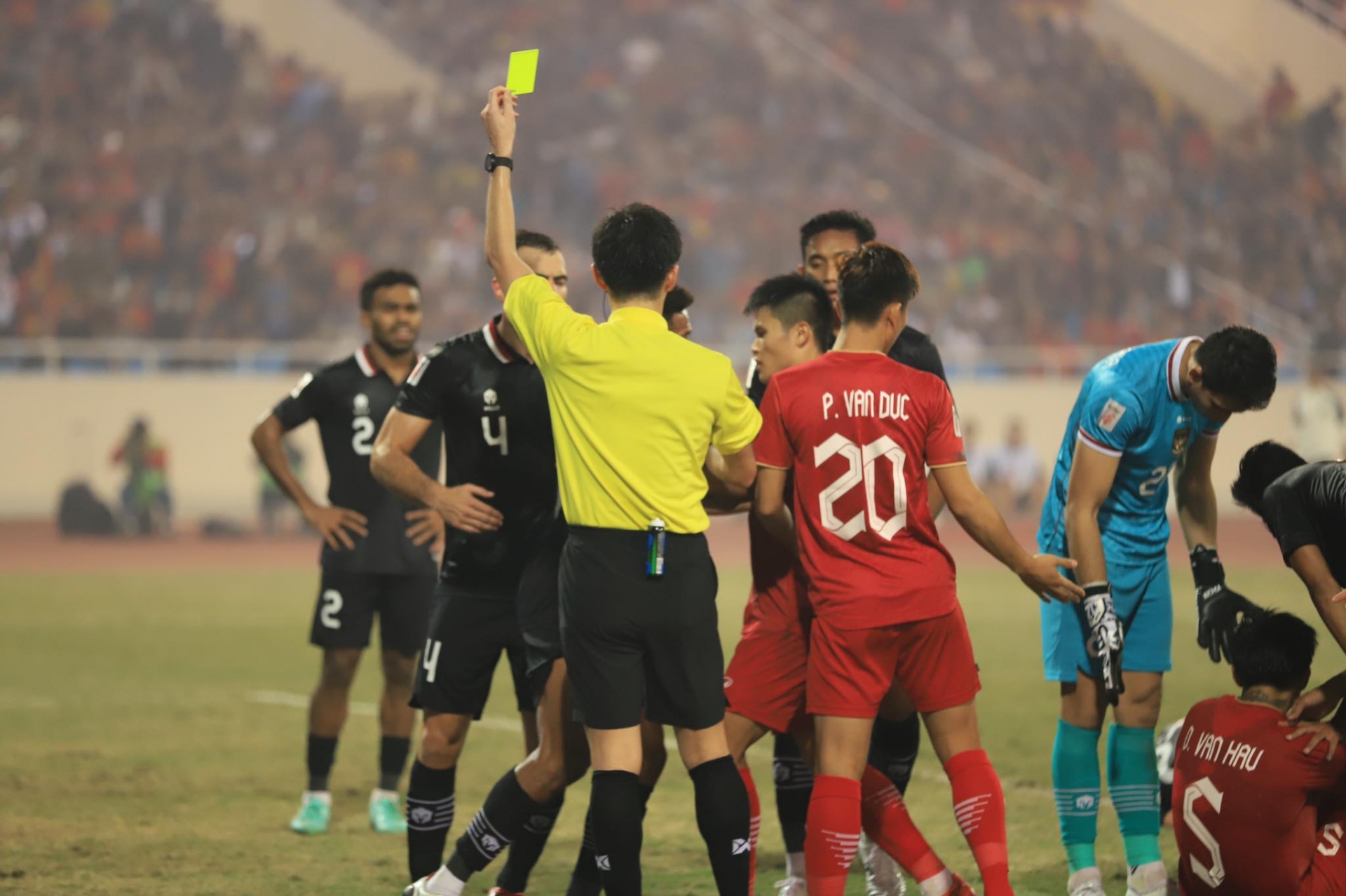 Trực tiếp Việt Nam 2-0 Indonesia: Tiến Linh ghi cú đúp!!!! 240701