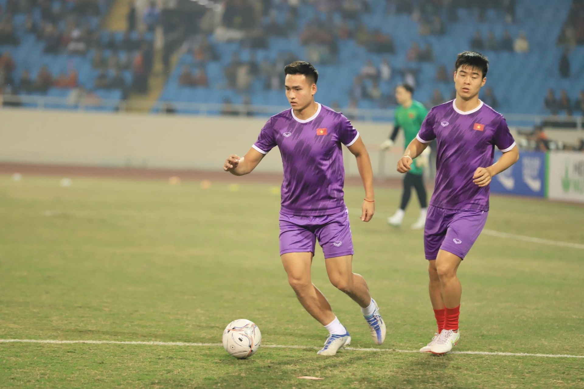 Trực tiếp Việt Nam vs Indonesia: Quang Hải, Hoàng Đức đá chính 240657