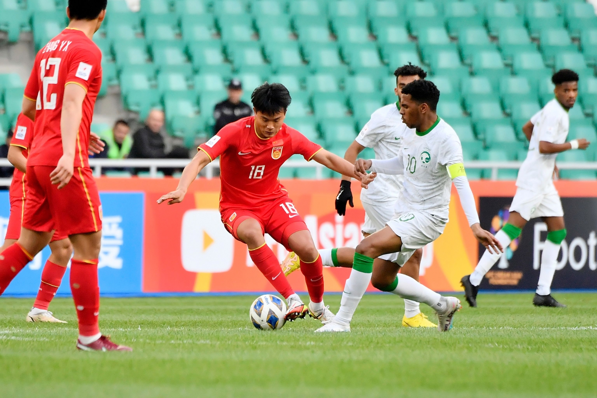 Trực tiếp U20 Trung Quốc 2-0 U20 Ả Rập Xê Út: XuB nhân đôi cách biệt 255369