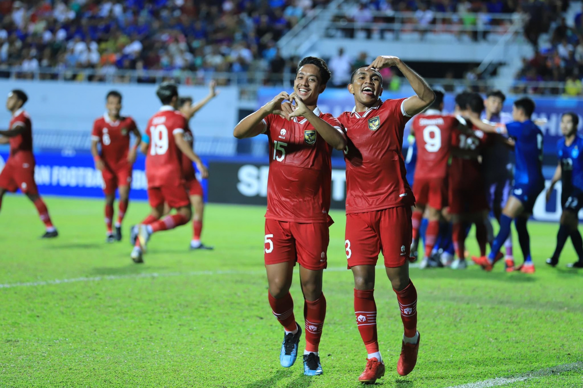 Trực tiếp U23 Thái Lan 1-3 U23 Indonesia: Đốt lưới nhà 317784