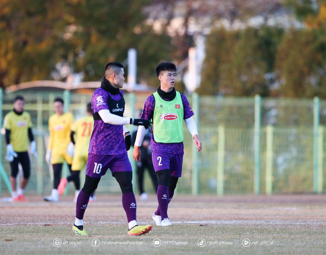 Duy Mạnh: 'ĐT Việt Nam quyết mạnh nhất khi bước vào AFF Cup'