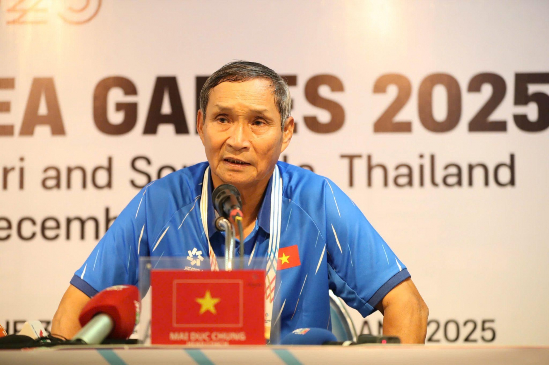 HLV Mai Đức Chung: 'ĐT Việt Nam sẽ đánh bại dàn sao nhập tịch Indonesia'